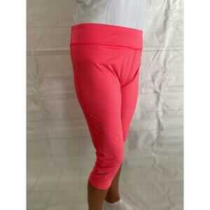 Under Armour Capri Legging Women’s X-LARGE Pink Striped COMPRESSION 126-4276